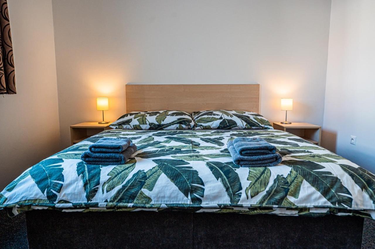Xlsuite Apartment Comfort Pöstyén Kültér fotó