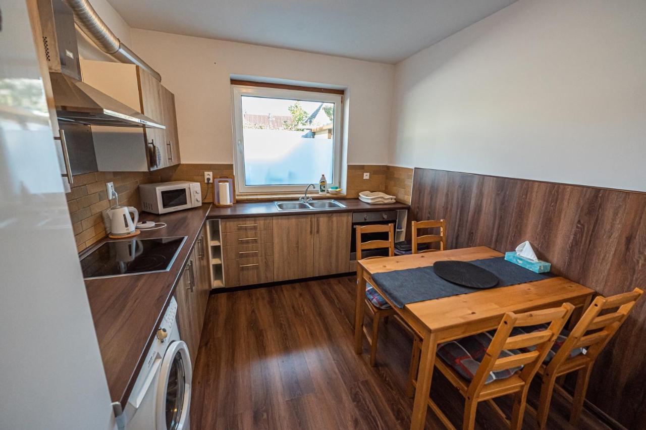 Xlsuite Apartment Comfort Pöstyén Kültér fotó